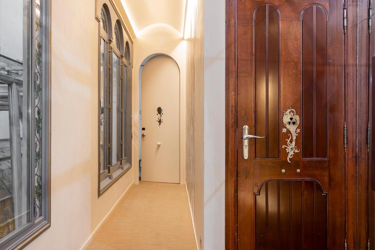 El Palauet Royal Suites Barcelona Exteriör bild
